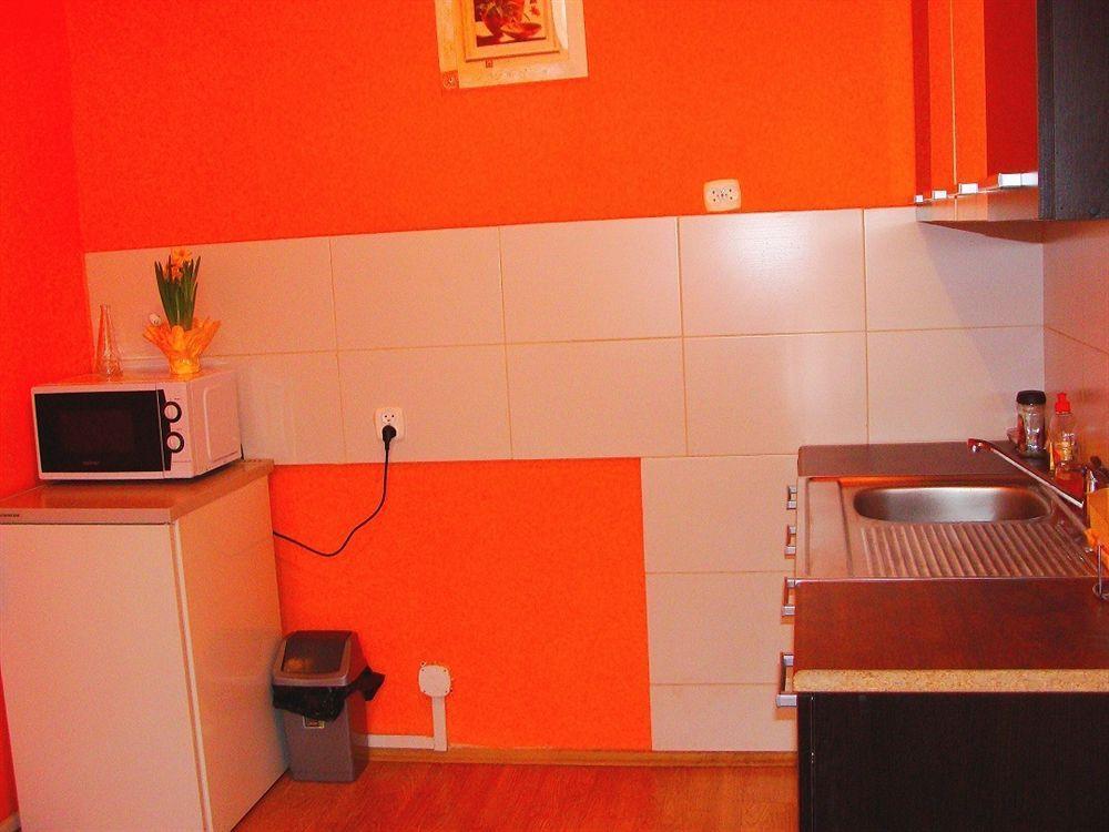 Adax Goscinne Apartment *