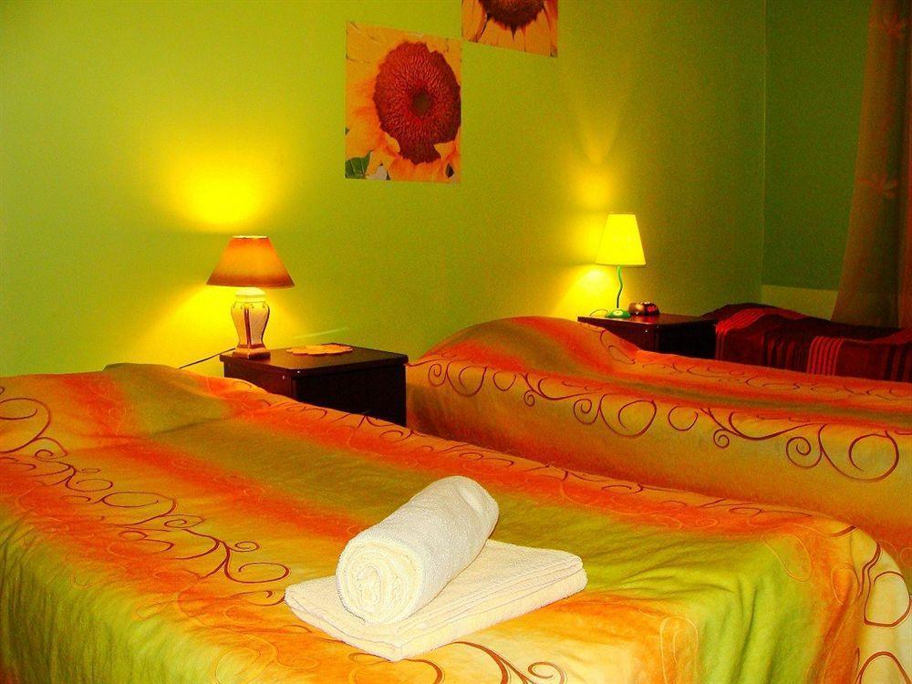Adax Goscinne Apartment *